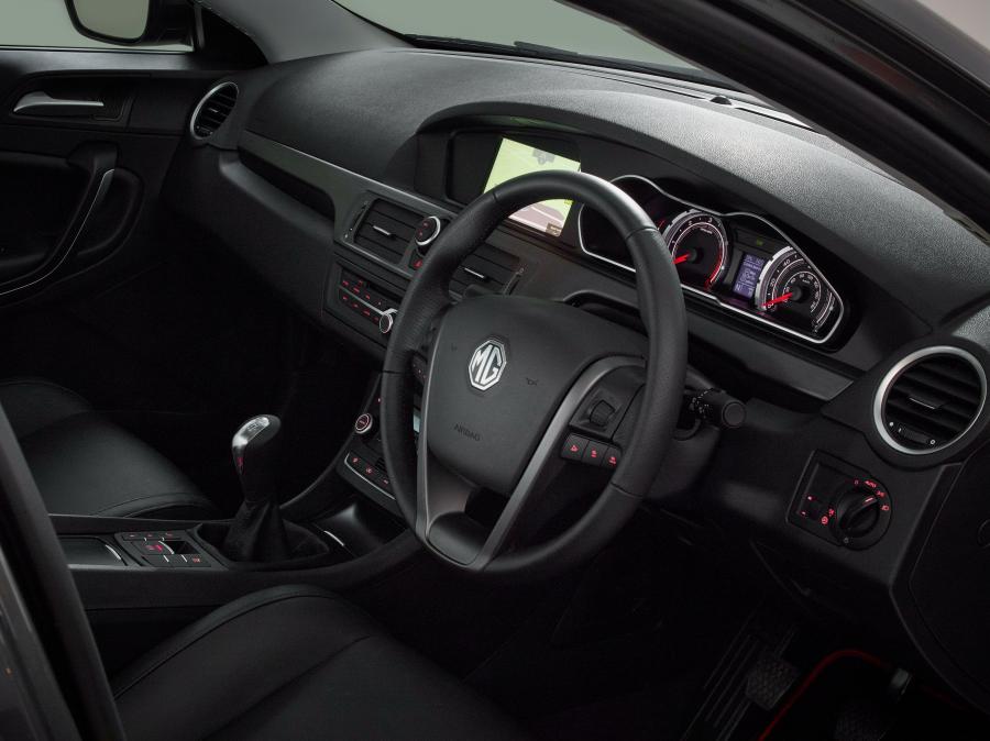  MG6 2015 года  (UK) (фото 9 из 9)